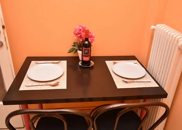 Prive Thessaloniki-easy Parking Apartment *